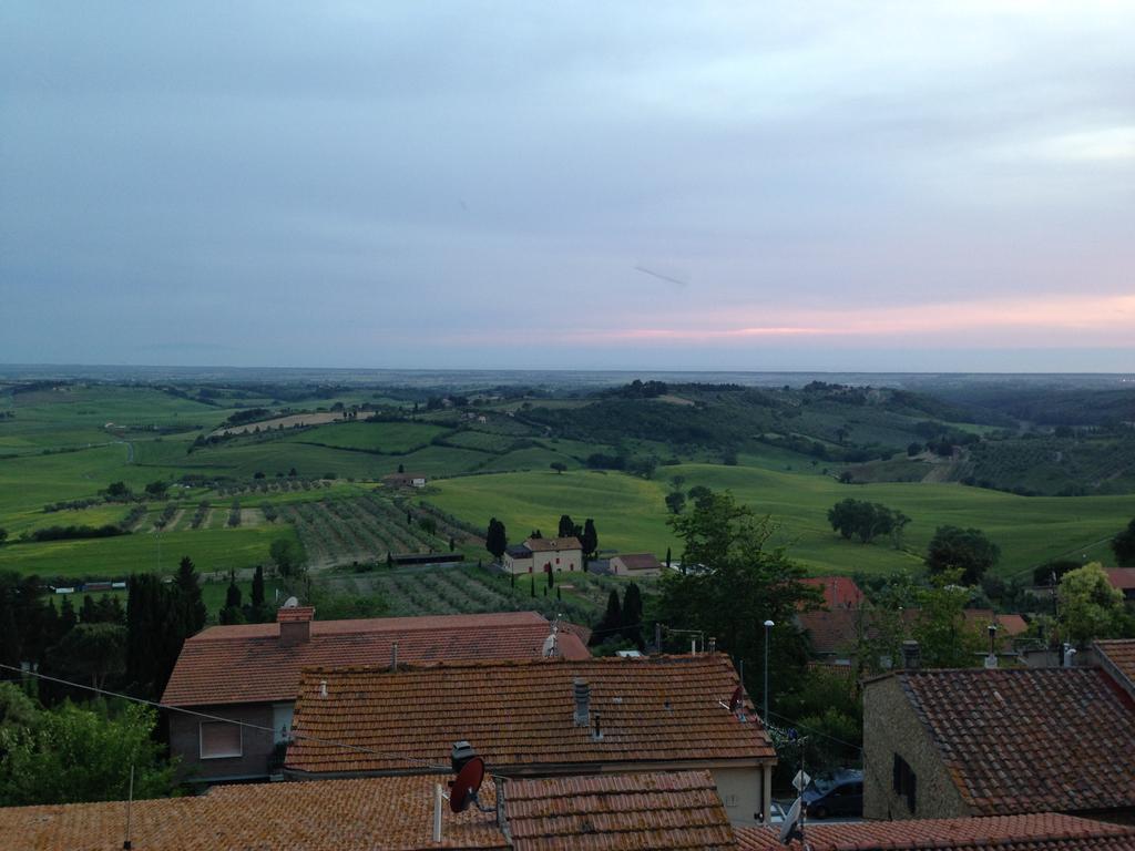 カザーレ・マリッティモ Fattoria Della Gioiosa - Agriturismo La Gelindaゲストハウス エクステリア 写真